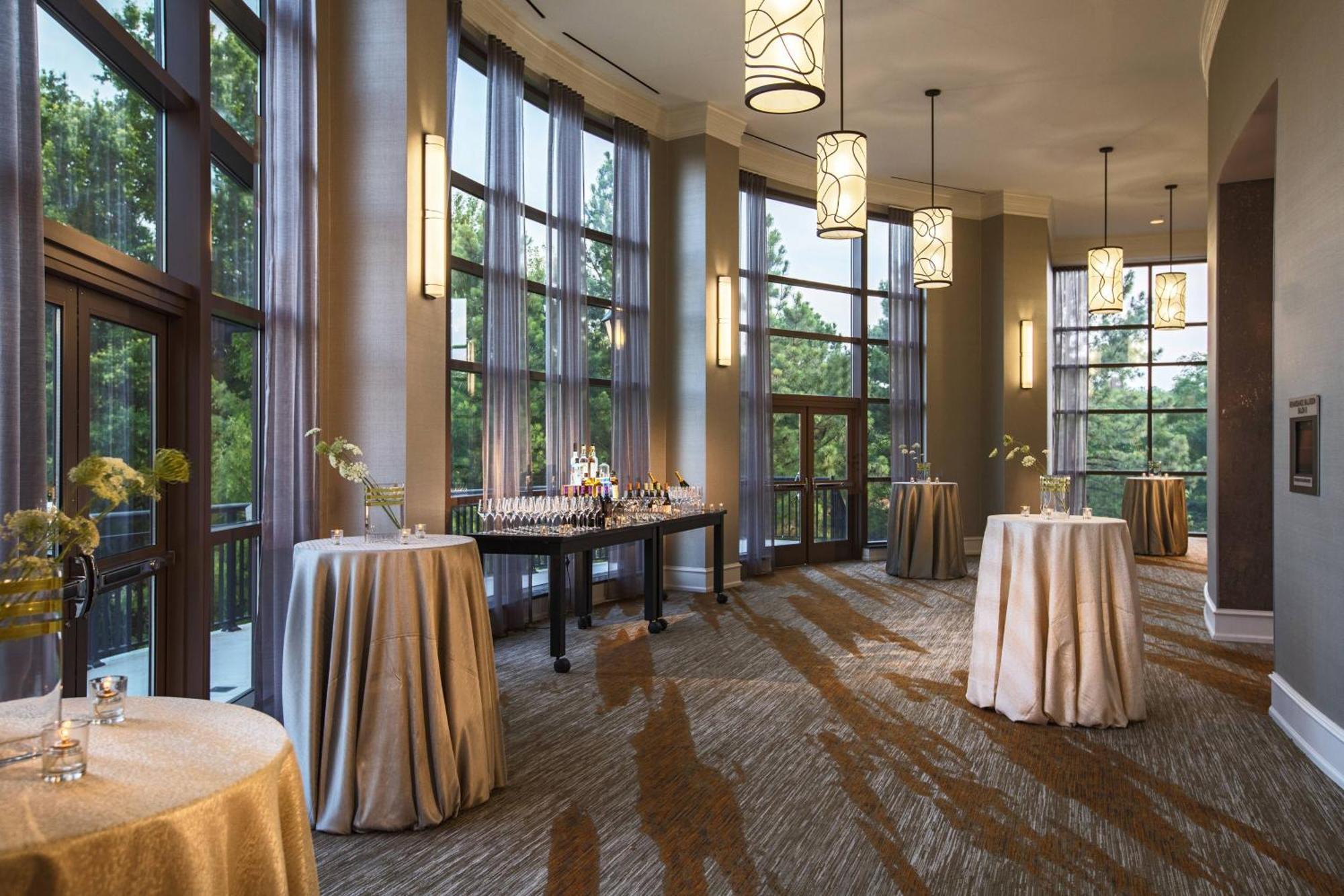 Renaissance Raleigh North Hills Hotel מראה חיצוני תמונה