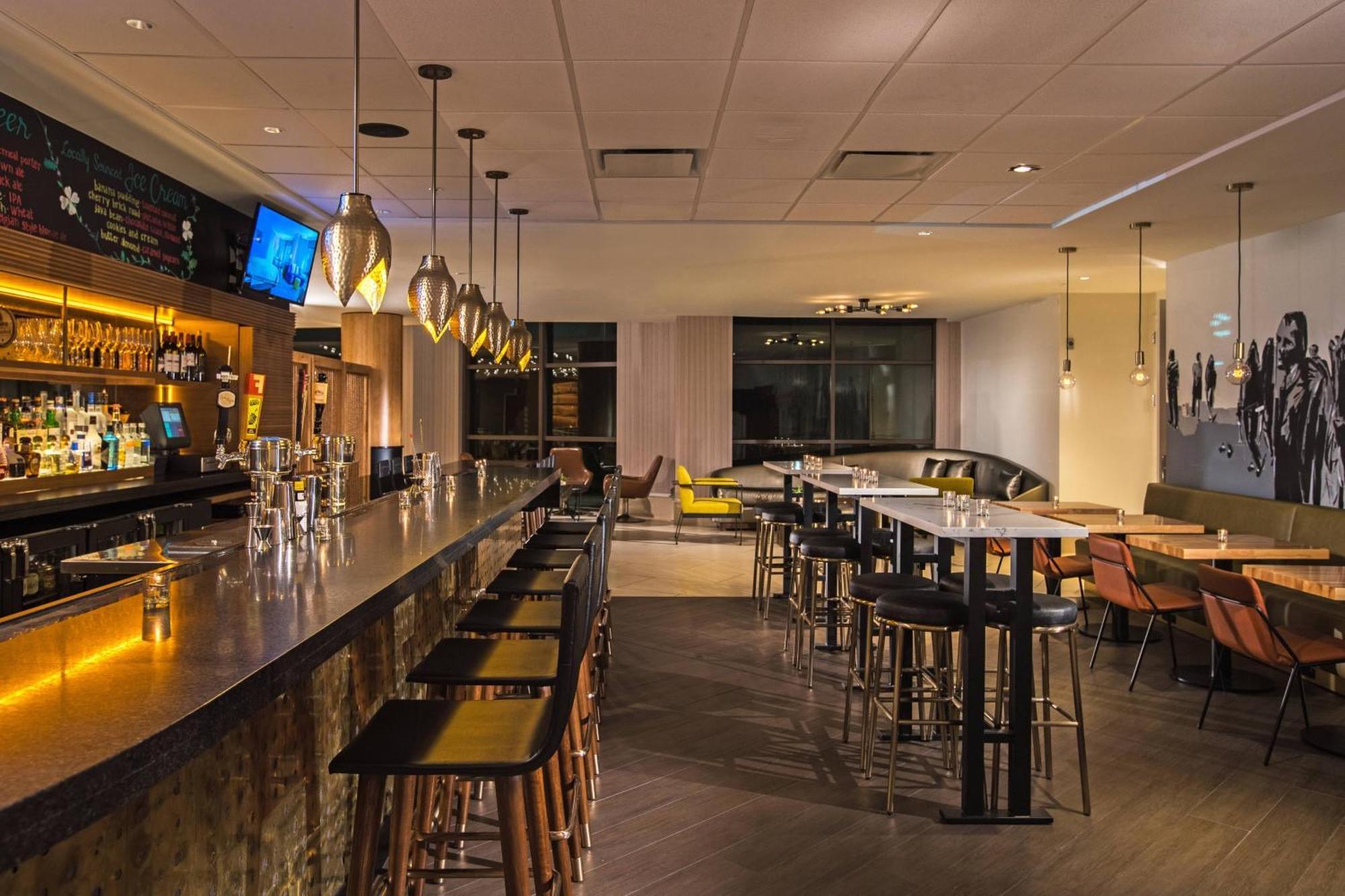 Renaissance Raleigh North Hills Hotel מראה חיצוני תמונה