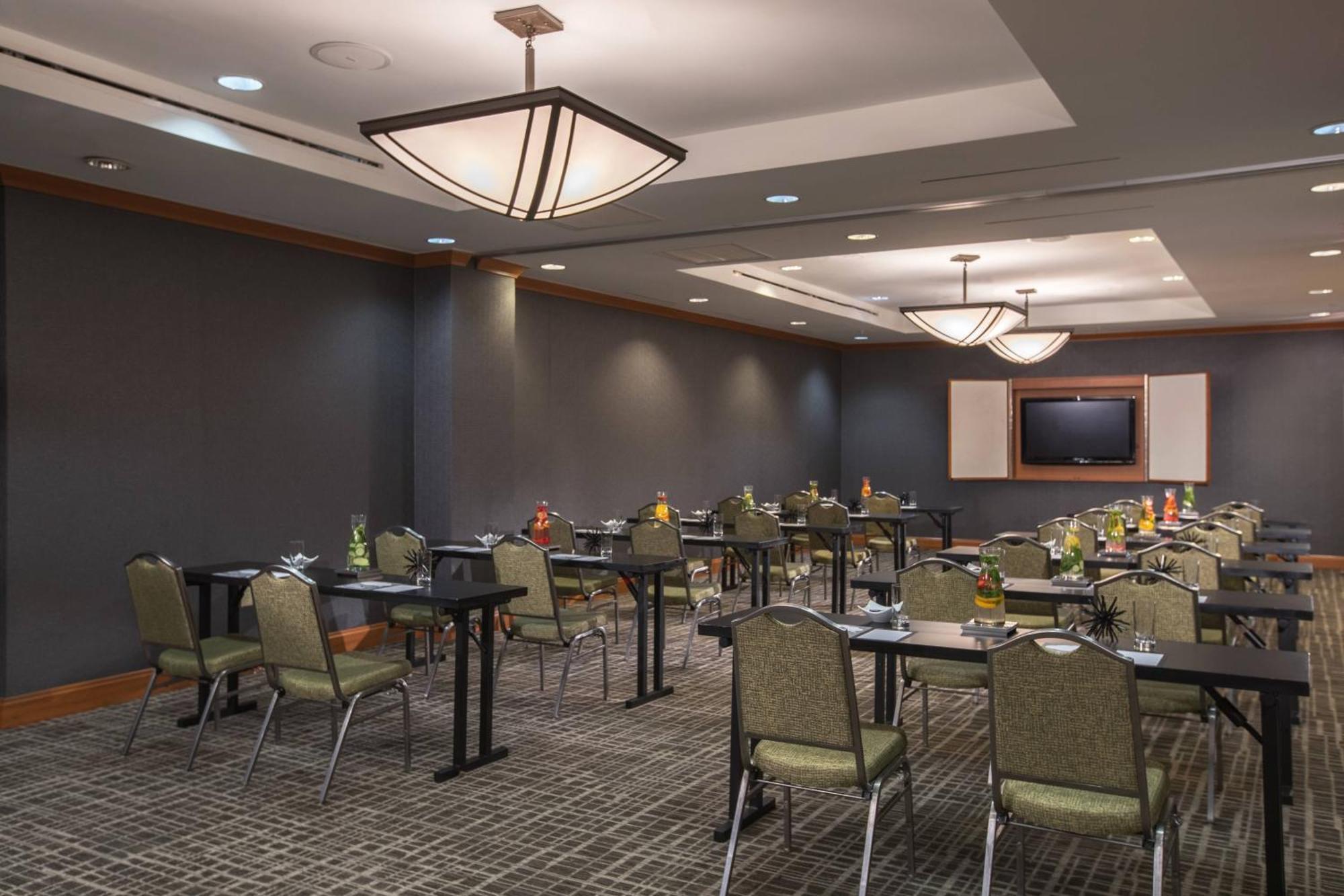 Renaissance Raleigh North Hills Hotel מראה חיצוני תמונה
